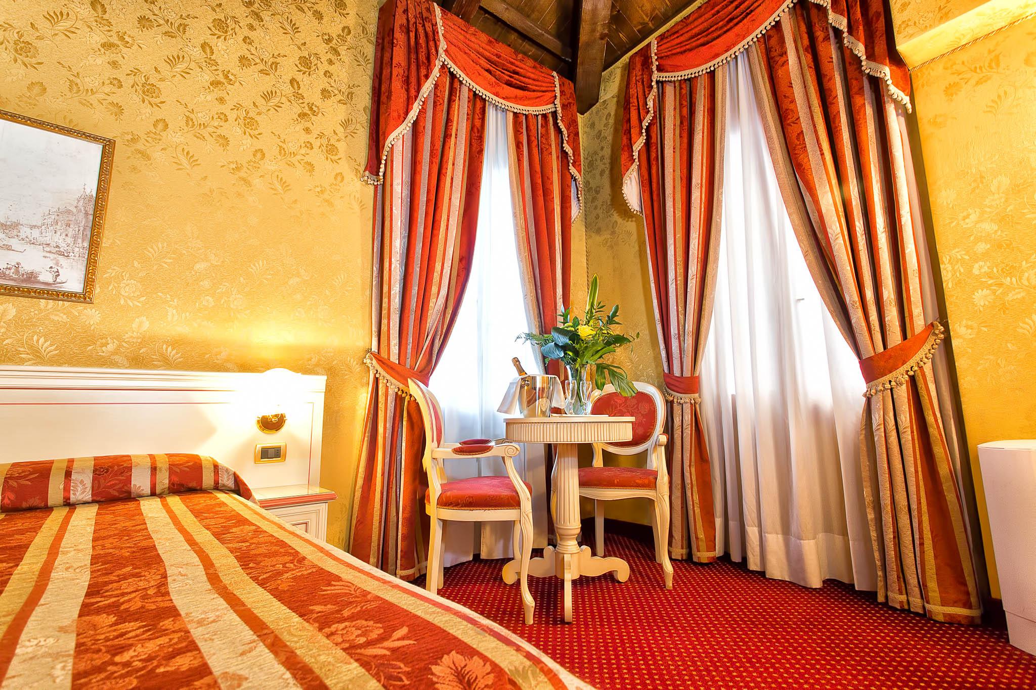 Ca' San Polo Hotel Venice Luaran gambar