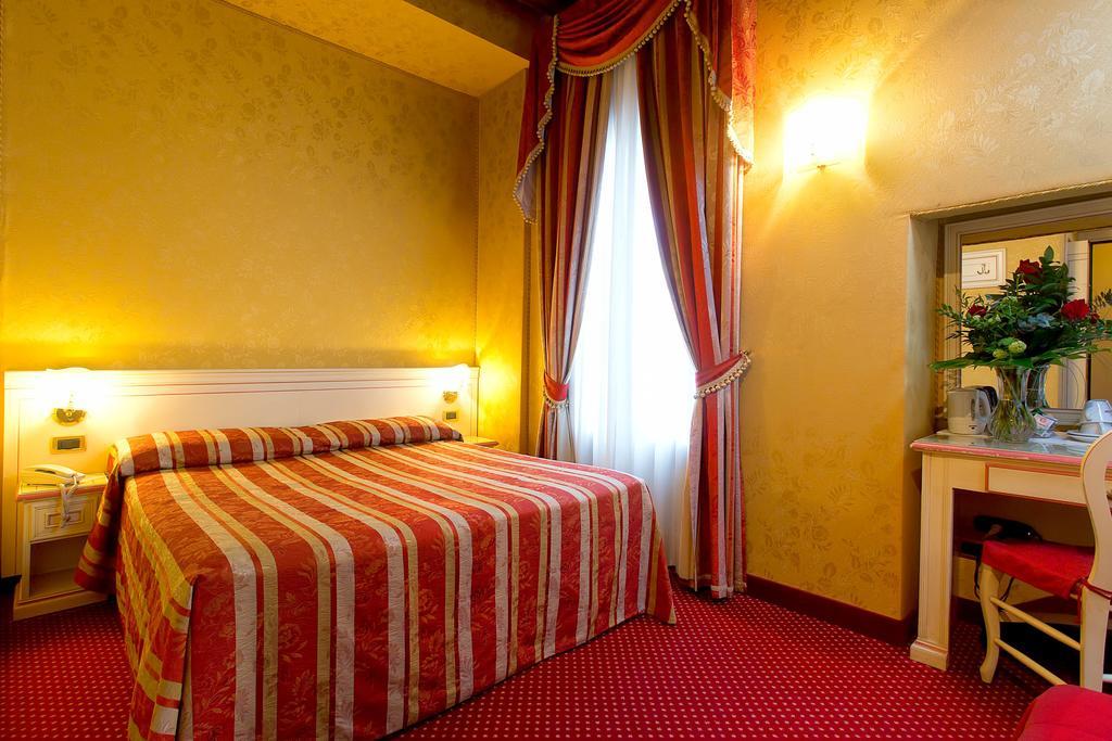 Ca' San Polo Hotel Venice Luaran gambar