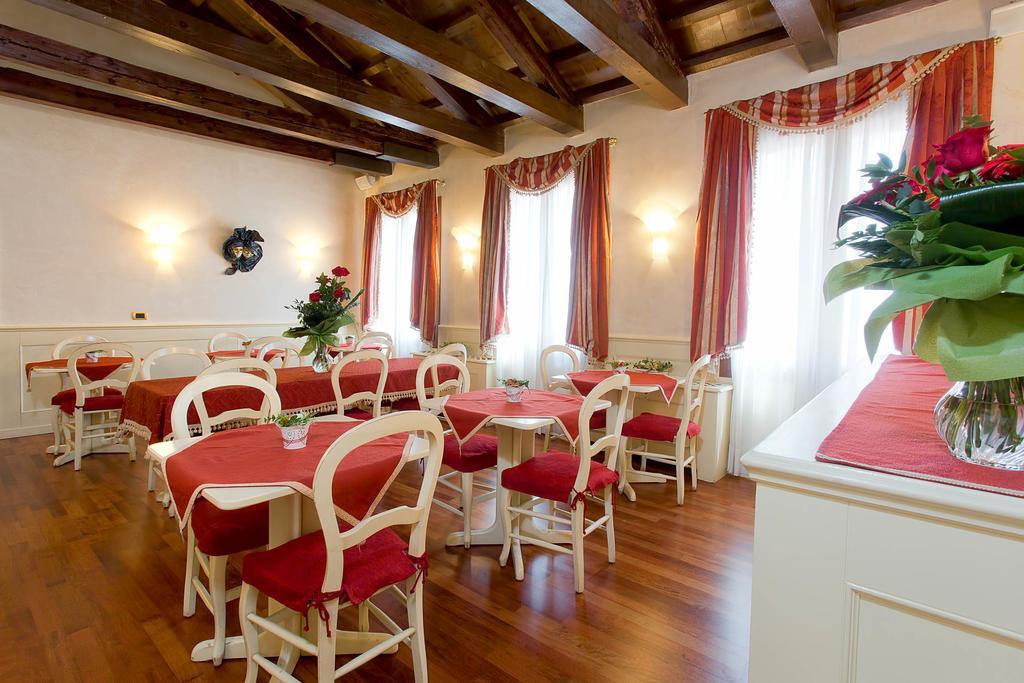 Ca' San Polo Hotel Venice Luaran gambar