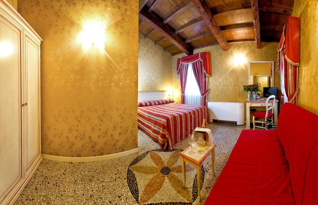 Ca' San Polo Hotel Venice Luaran gambar