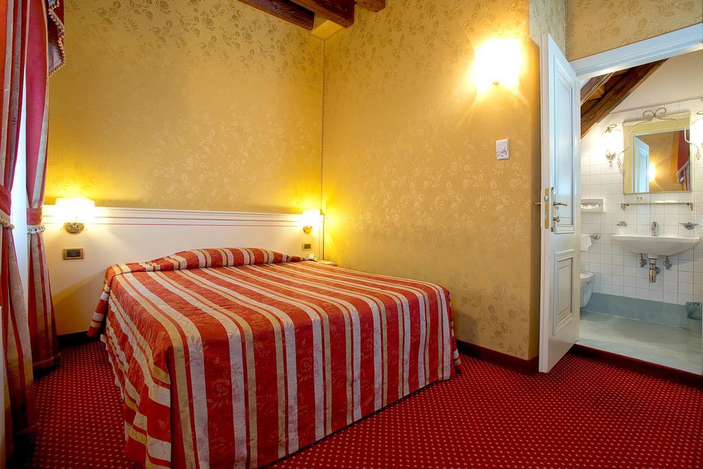 Ca' San Polo Hotel Venice Luaran gambar