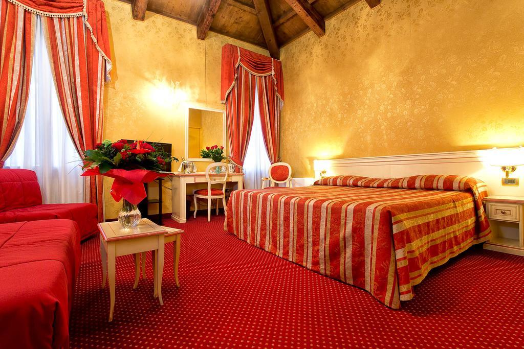 Ca' San Polo Hotel Venice Luaran gambar